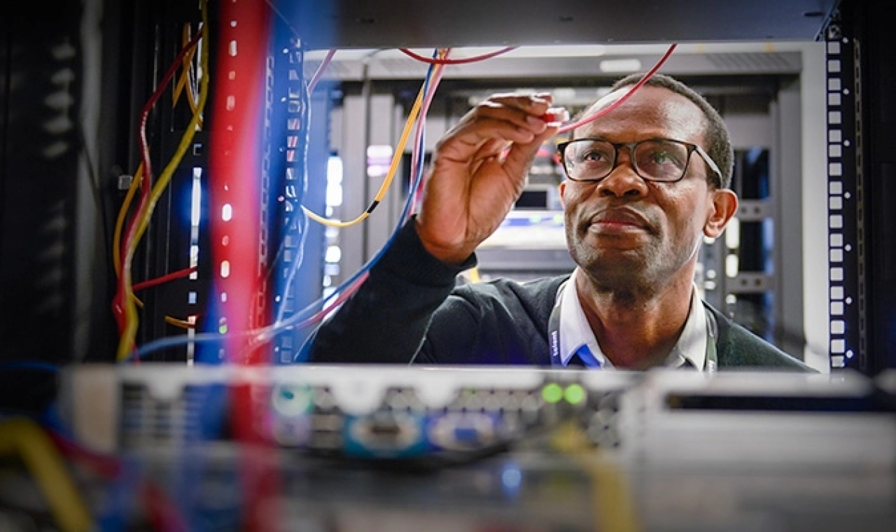 Hybrid Cloud Services